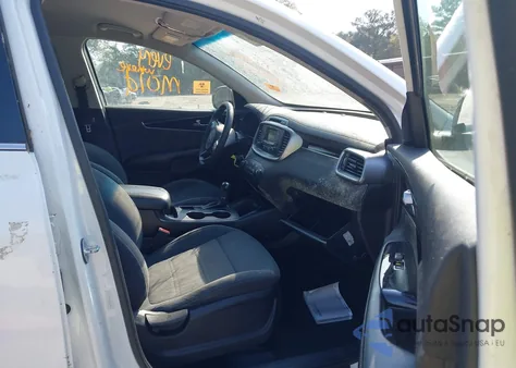 2016 Kia Sorento 3.3L Lx from USA, damaged, VIN 5XYPG4A52GG135996